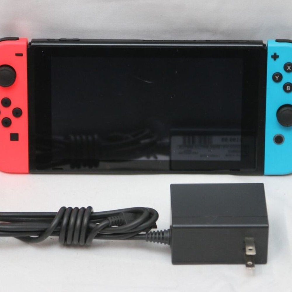 Nintendo Switch Console